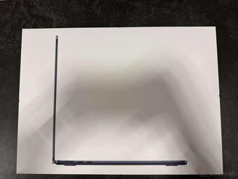 Apple Macbook Air 13 - M2 chip - 5