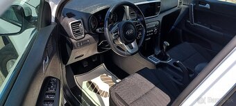 Kia Sportage 1.6 CRDi Gold Možný Leasing - 5
