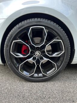 Škoda octavia 3 combi RS 4x4 - 5