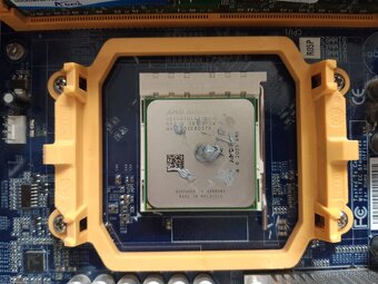 retro pc AMD Athlon 64 X2 4050e 2.1 GHz, AM2, 1GB DDR2 - 5