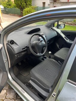 Toyota Yaris 1.3benzin - 5