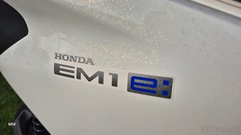 Honda - elektrický skúter - 5