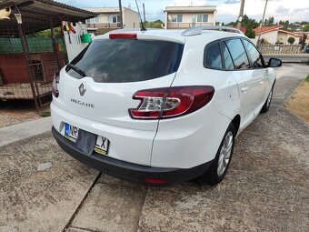 Renault Megane GrandTour 3 - 5