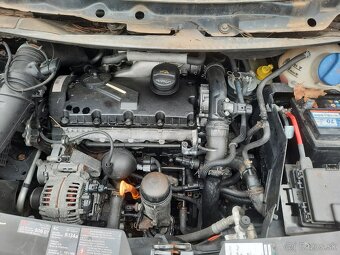 Rozpredam Volkswagen Sharan 1,9tdi 85kw AUY. - 5