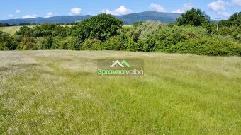 Na predaj slnečný rovinatý pozemok v obci Nitrianske Pravno - 5