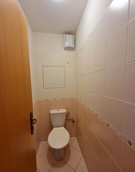 Na prenájom 2 izbový byt v Bratislave - Karlovej Vsi na ul.  - 5