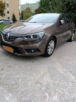 Renault Megane Grand Coupe TCe 115 GPF (85kW), benzín - 5