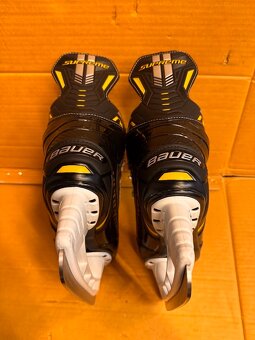 BRUSLE BAUER SUPREME M1 vel. 42,5/7,5 D TOP - 5