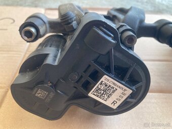 Brzdový třmen Passat B8 Superb Arteon levý i pravý - 5