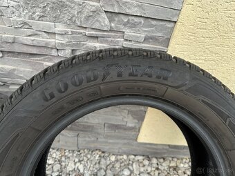 205/60 R16 92H zimné GOODYEAR - 5