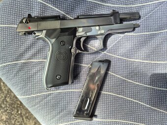 WE airsoft pištoľ GBB BERETTAm92 v.2 LEDBox Green Gas Silver - 5