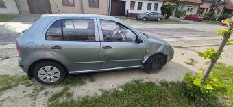 Predám Škoda Fabia 1,2 benzín 47kw - NEPOJAZDNE - 5