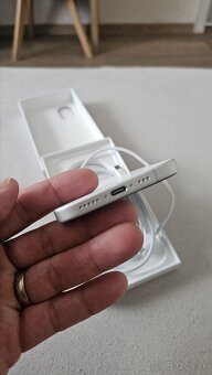 Predám apple Iphone 16 128gb, novy - 5