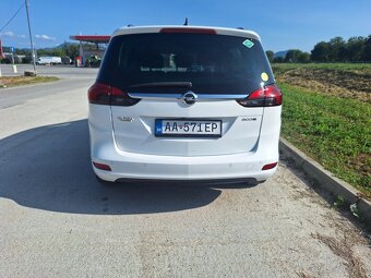 Oprl Zafira tourer 1.4, 103 kw, benzin + plyn, 7 miestny - 5