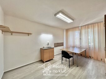 Na prenájom kancelárske a obchodné priestory v centre NZ - 5