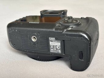 Canon EOS 5D Mark III - 5