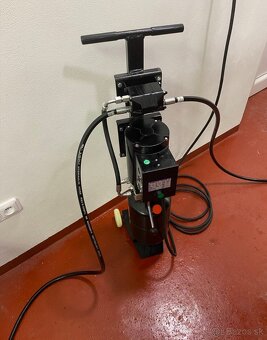Dvojstlpový zdvihák bezprejazdový 3t nízky stlp - 5