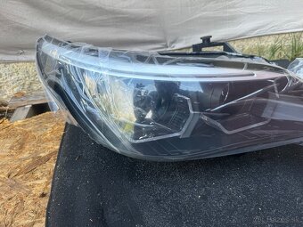 Bmw e60 e61 nove predne svetla - 5