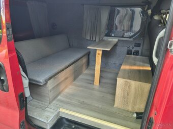 Autokaravan Opel Vivaro 1,9 dti - 5
