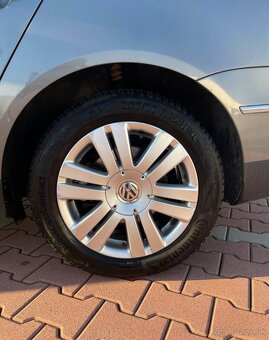 Volkswagen Passat B6 2.0 TDi - 5