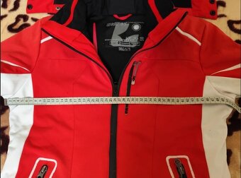 Dámska tepla lyžiarska bunda značka Killtec vel. 40 - 5