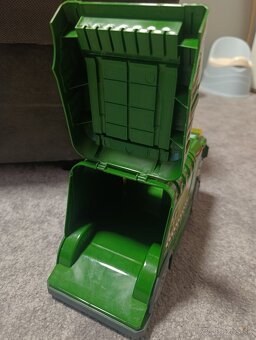 Smetiarske zvukové auto - 5