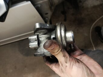 Turbo 1.9tdi 77kw BKC golf5 - 5