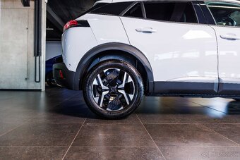 Peugeot 2008 1.2 PureTech Allure 130k AT/8 - 5
