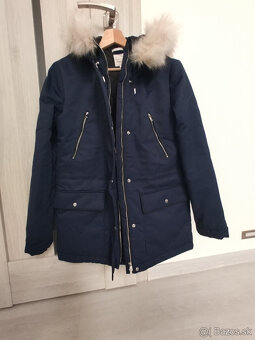 NOVA znackova damska bunda - 5