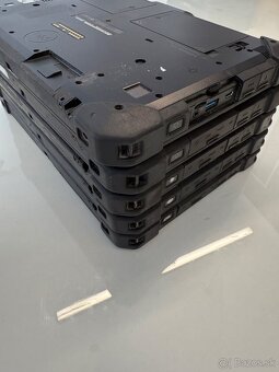Predám 5x Dell Latitude 7212 Rugged na renováciu - 5