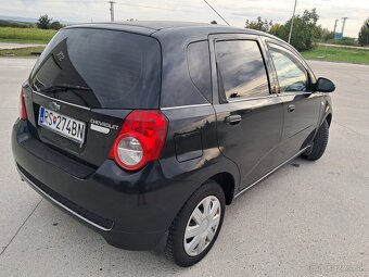 Predám Chevrolet Aveo 1.2 62kw r.v:2010 - 5