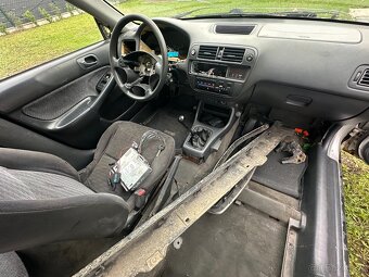 Honda Civic 6g diely - 5