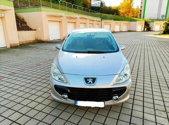 Predám Peugeot 307 1.6HDI 66kw Rok Výroby: 2008 - 5