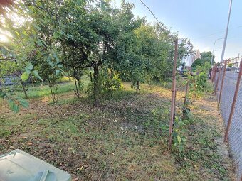 Predam RD na Tatranskej ulici v Novych Zamkoch - 5