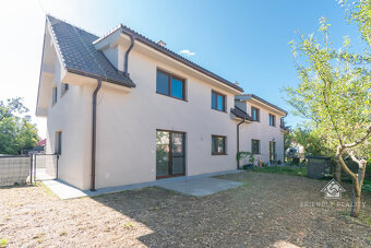 EXKLUZÍVNE NA PREDAJ KOMFORTNÝ 5-IZBOVÝ RODINNÝ DOM V MODRE - 5