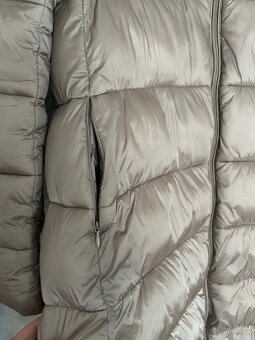 Na predaj dámska zimná bunda - 5