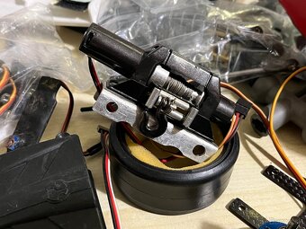 Mix dielov na RC autá - 5