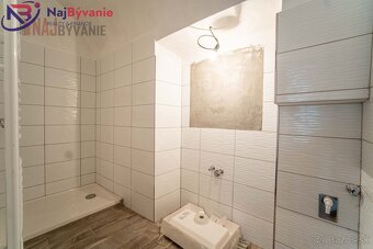 NÁMESTIE ANDREJA HLINKU - 120m2 dvojdom s 3 samostatnými vst - 5