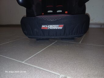 Detská autosedačka Ferrari - 5
