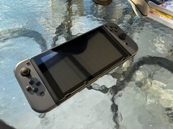 Nintendo switch + príslušenstvo - 5