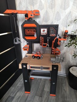 Detský pracovný stôl Black Decker so žeriavom - 5
