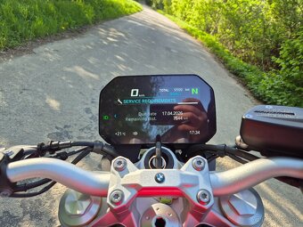 BMW F900R - 5