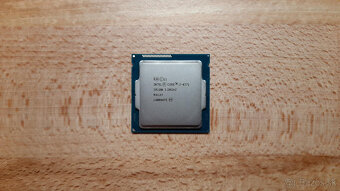 Predám RX590 8GB - 5