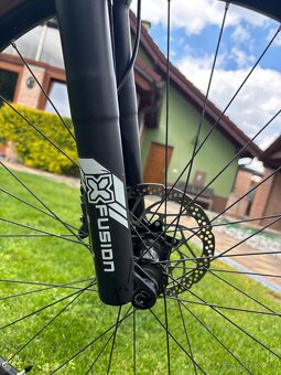 Cube reaction hybrid pro 625 - 5