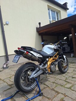 Aprilia Shiver 750 - 5