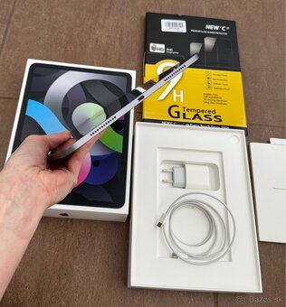 Apple iPad Air 4 64GB Wifi Space Grey - 5