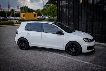 Volkswagen Golf 6 GTI DSG - 5