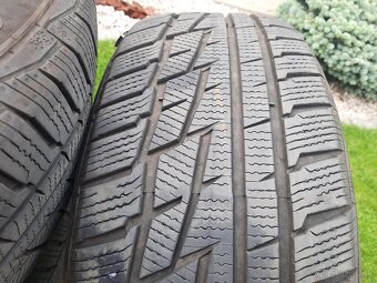 Predám zimné pneumatiky 235/55/R18  H - 5