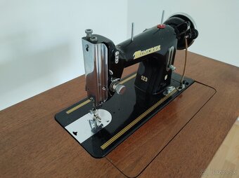 Šijací stroj MINERVA 123 - 5