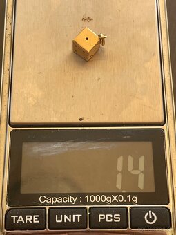 starozitny zlaty prívesok -hracia kocka - 5